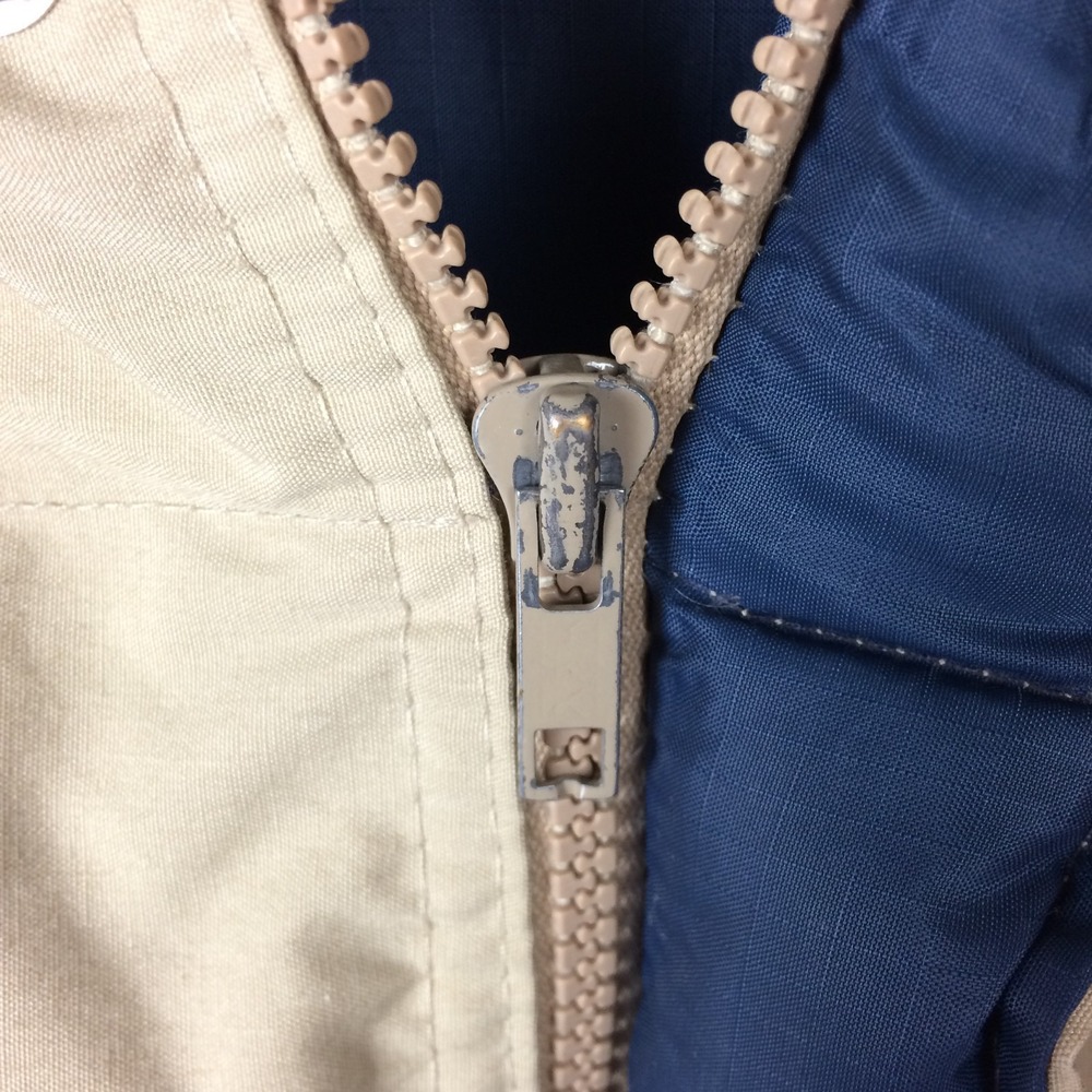 Pioneer Sportswear Down Vest Mens Small Puffer Beige Hiking Outdoors Vtg Canada - Picture 11 of 16